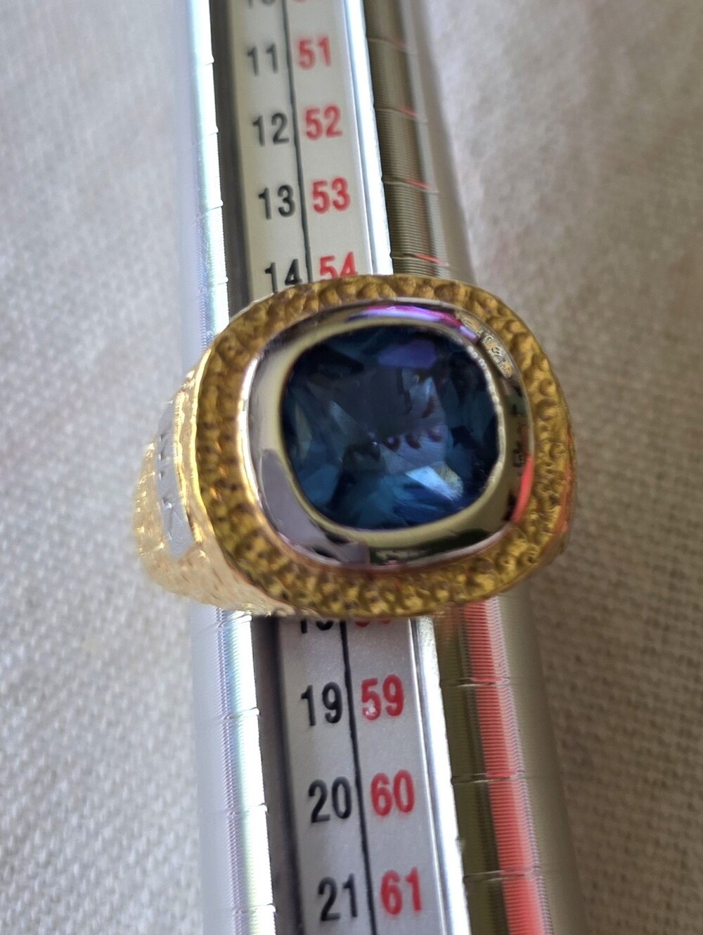Michael Kors Men's Two- Tone Hammered Statement Ring Blue Cushion Cut Stone Sz 8
